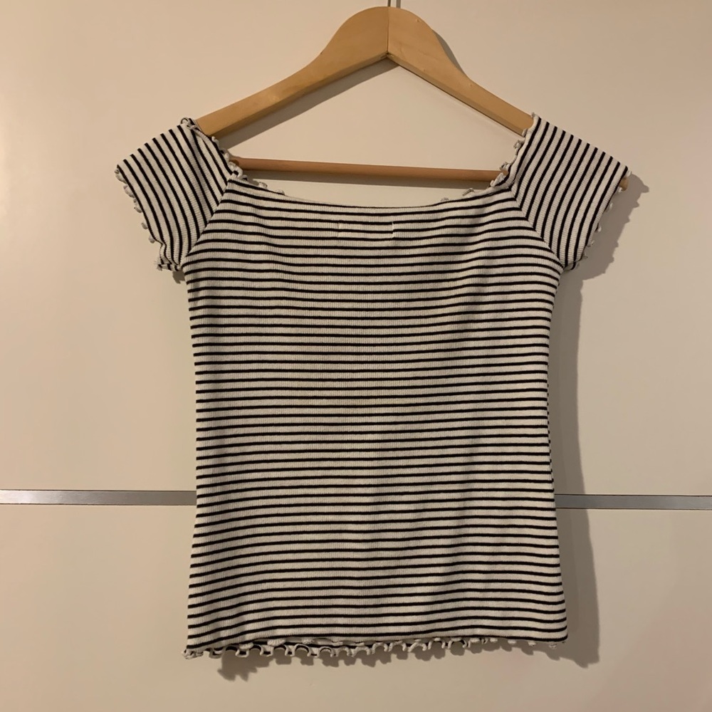 tshirt - Picture 2 of 3